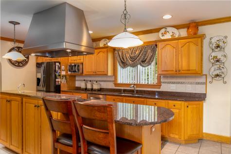6 Grande Avenue Lewiston ME 04240