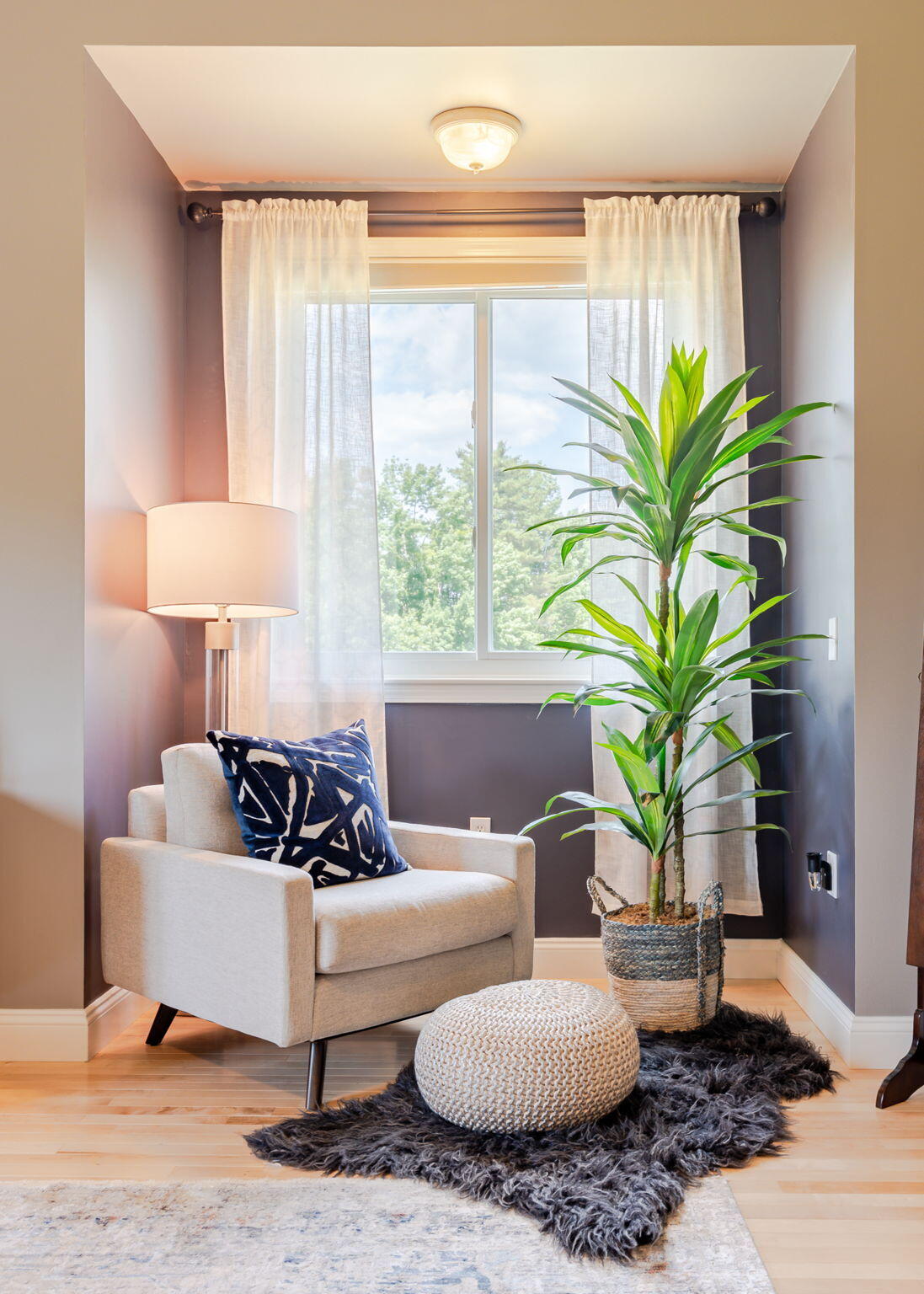 9 Summer Way Cumberland ME 04021