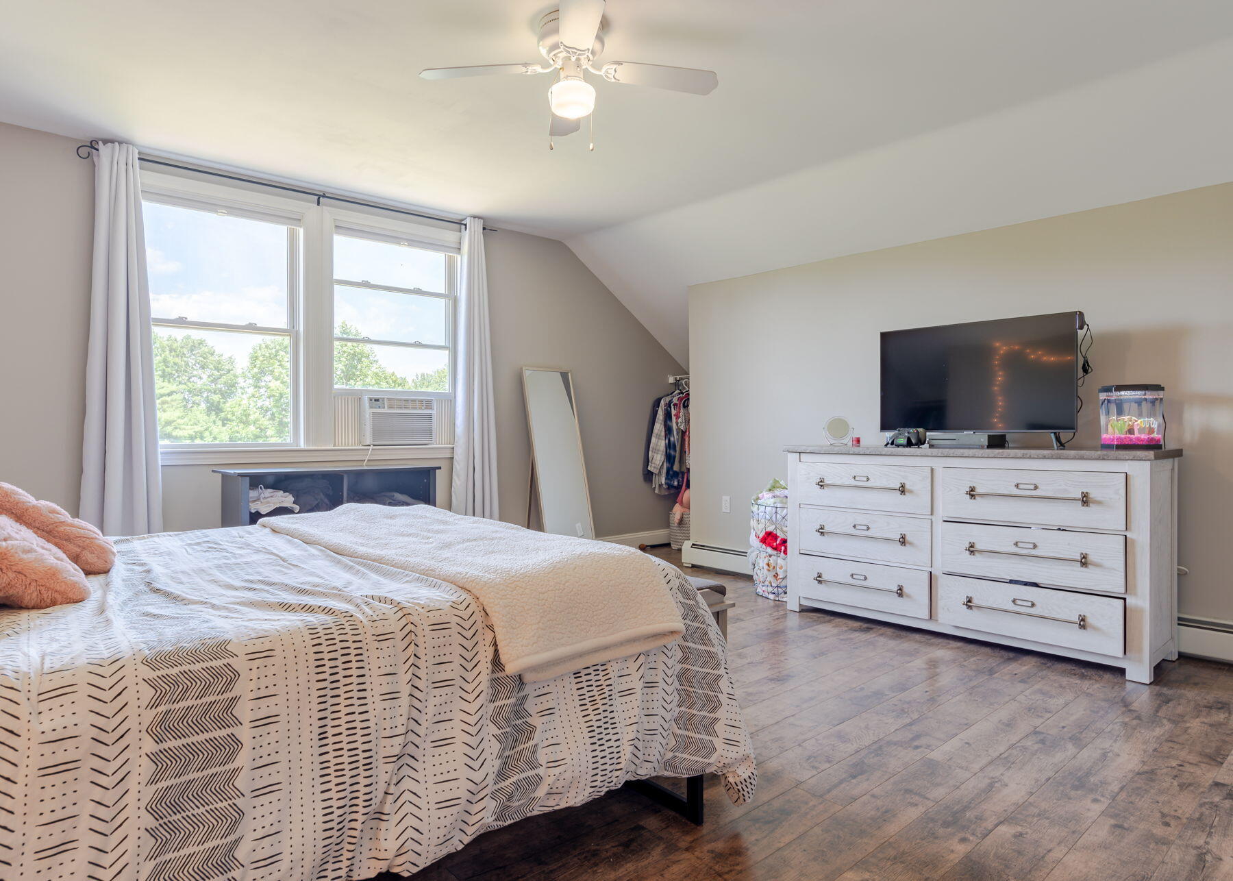 9 Summer Way Cumberland ME 04021