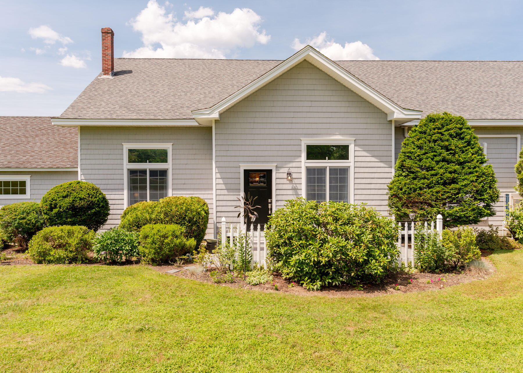 9 Summer Way Cumberland ME 04021