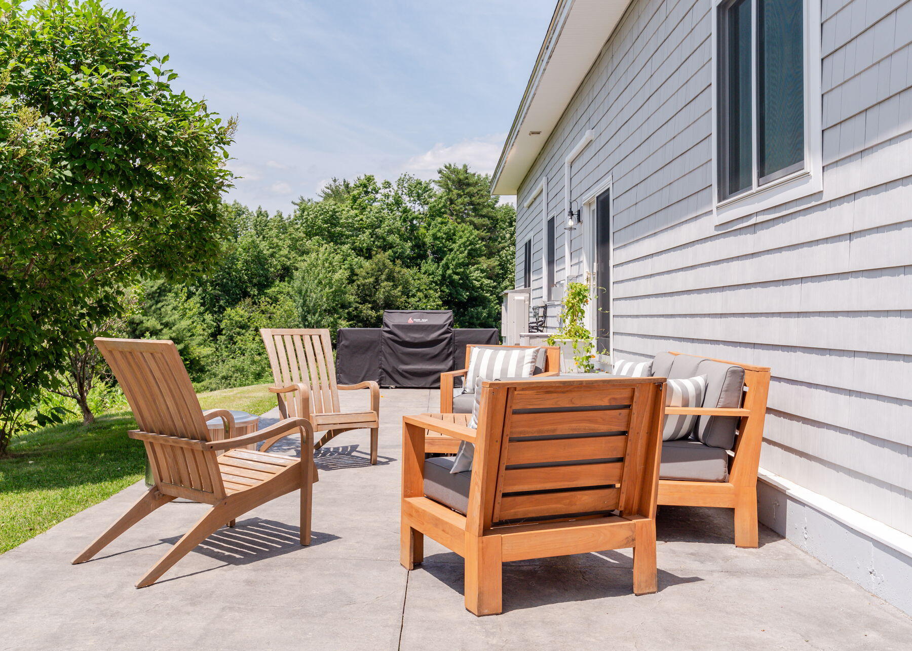 9 Summer Way Cumberland ME 04021