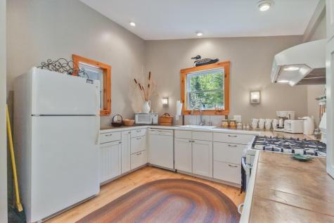 52 Main Road Chesterville ME 04938