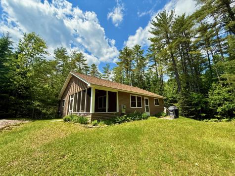 52 Main Road Chesterville ME 04938