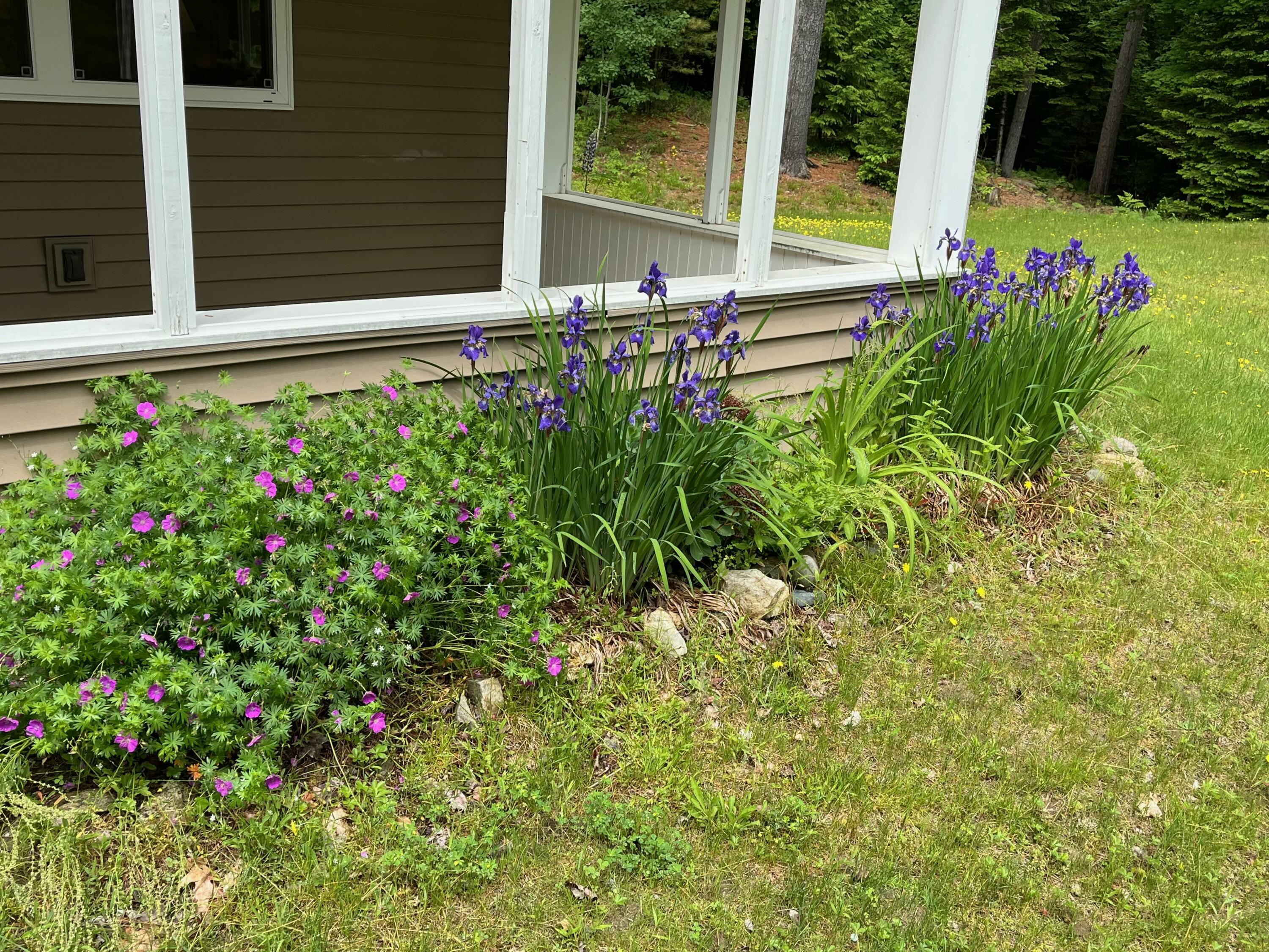 52 Main Road Chesterville ME 04938