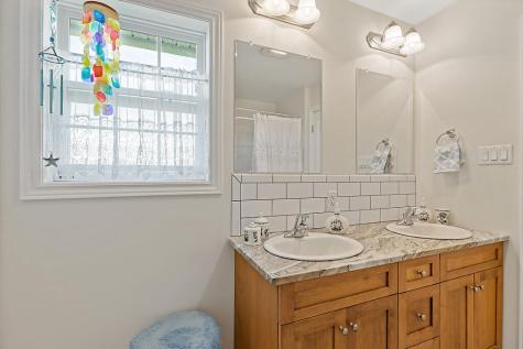 18 Hunter Drive Hermon ME 04401