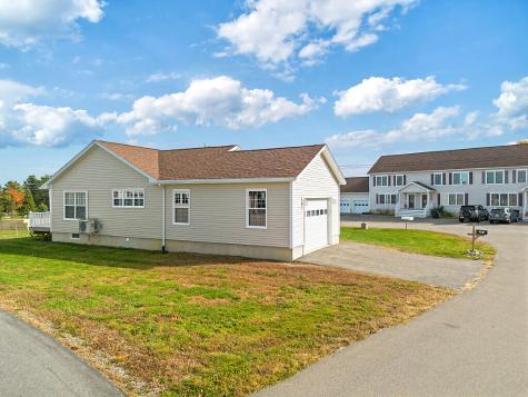 18 Hunter Drive Hermon ME 04401