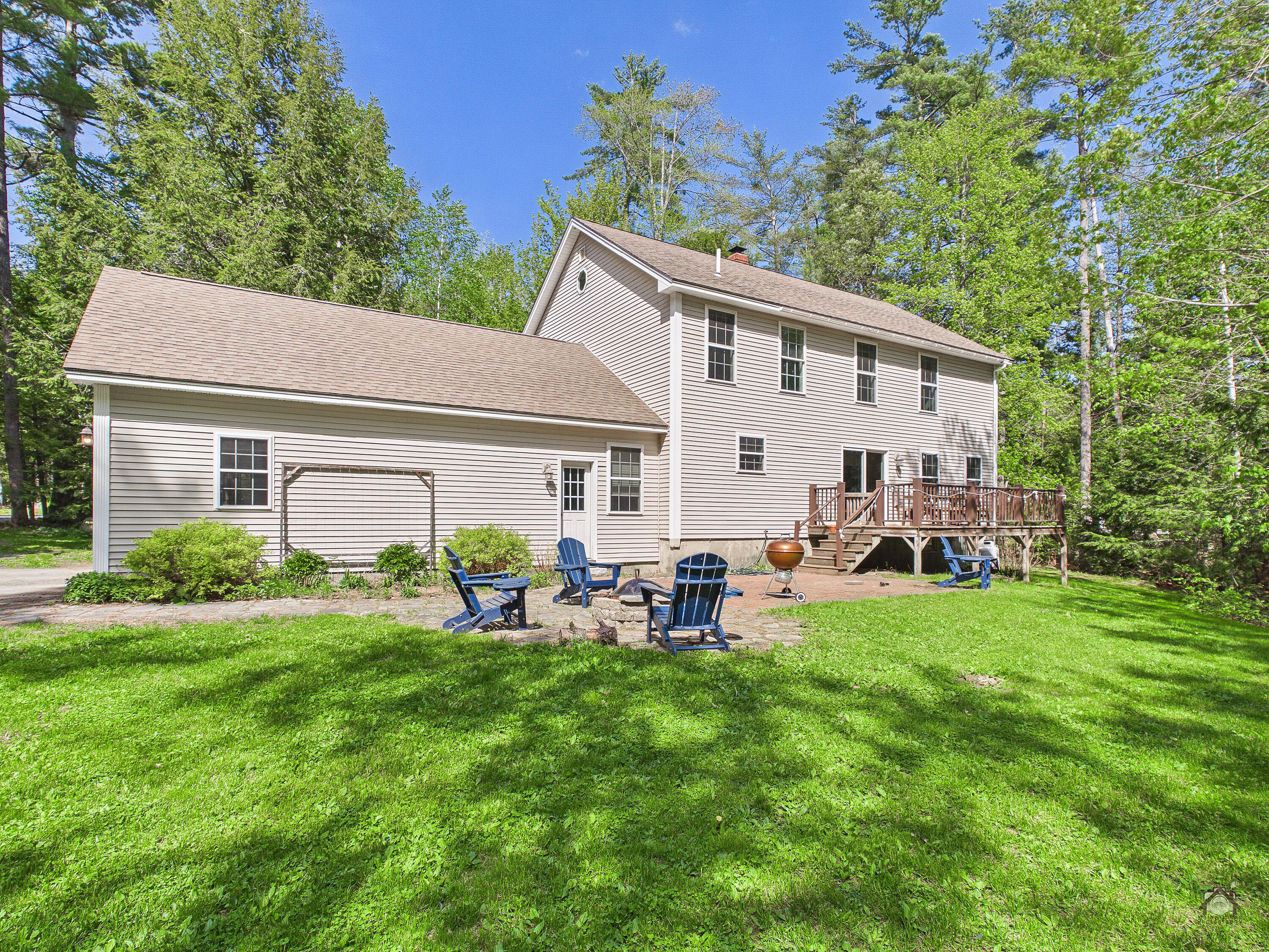 8 Wedgewood Drive Oakland ME 04963