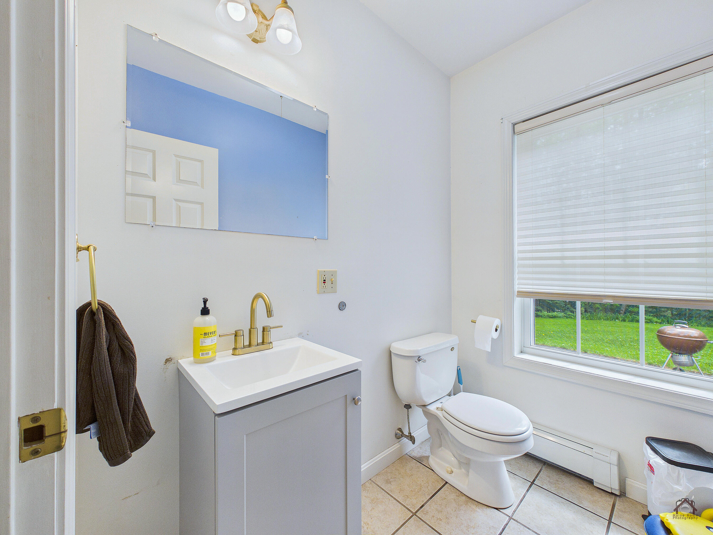 8 Wedgewood Drive Oakland ME 04963