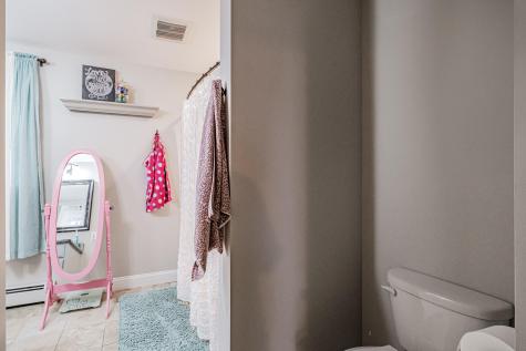 39 Aster Lane Cape Elizabeth ME 04107