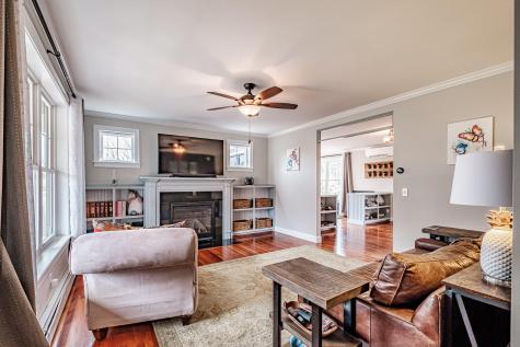 39 Aster Lane Cape Elizabeth ME 04107