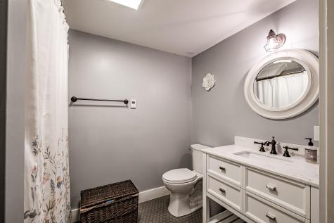 39 Aster Lane Cape Elizabeth ME 04107