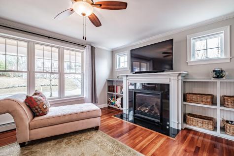 39 Aster Lane Cape Elizabeth ME 04107