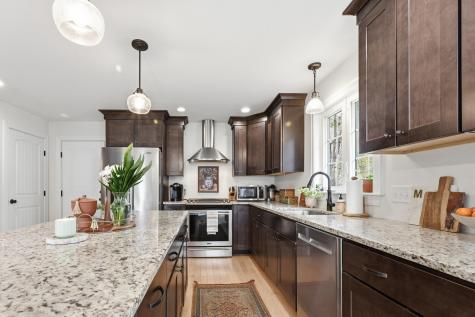 25 Owens Way Scarborough ME 04074