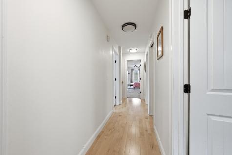 25 Owens Way Scarborough ME 04074