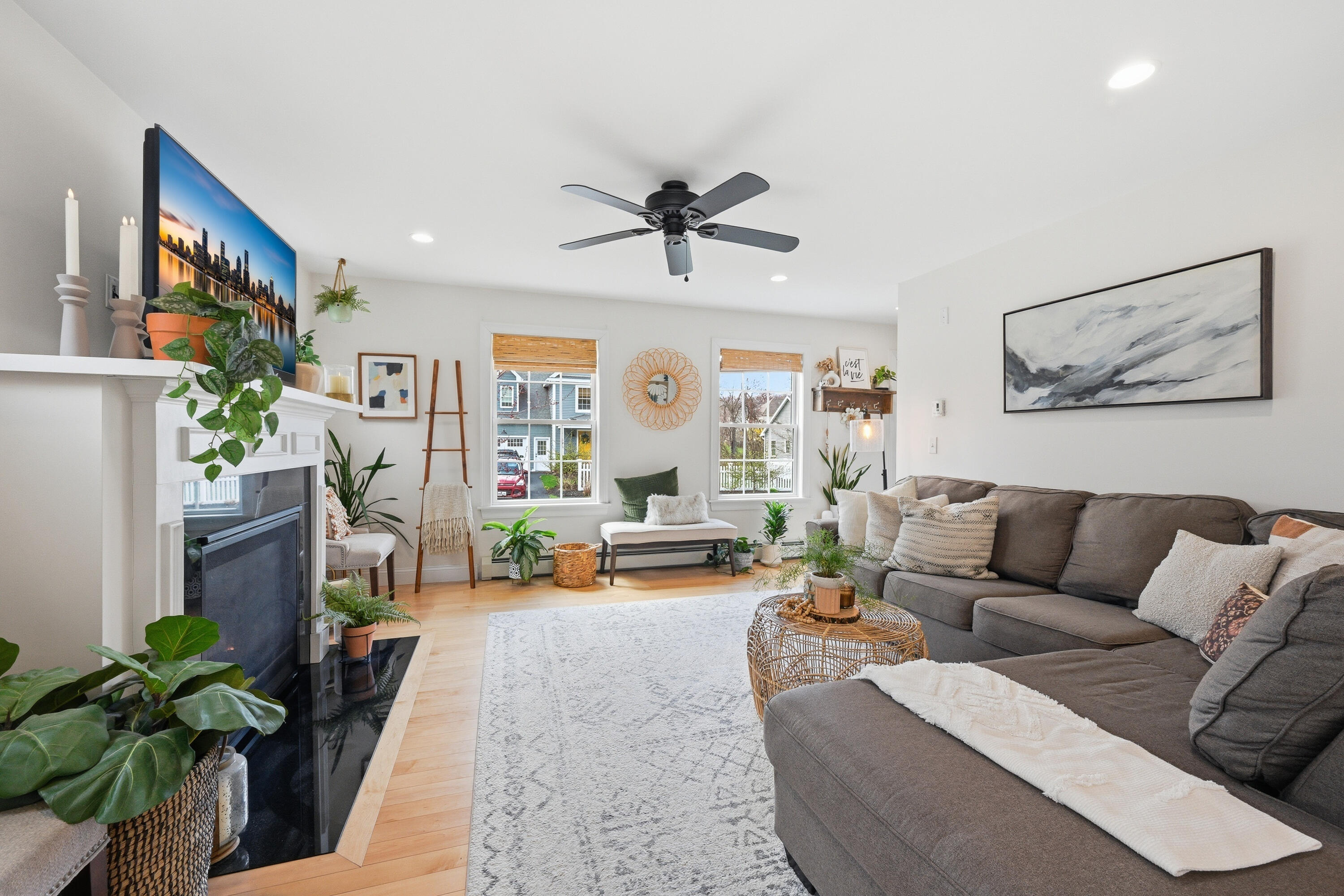 25 Owens Way Scarborough ME 04074