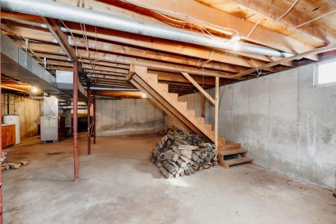 468 New Vineyard Road Farmington ME 04938