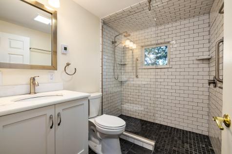 20 Mendum Avenue Kittery ME 03904