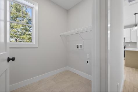 144 Owl's Nest Road Portland ME 04102