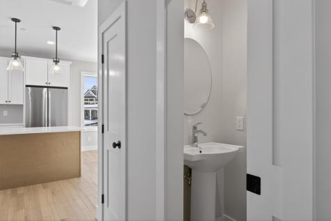 144 Owl's Nest Road Portland ME 04102