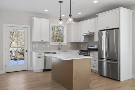 144 Owl's Nest Road Portland ME 04102