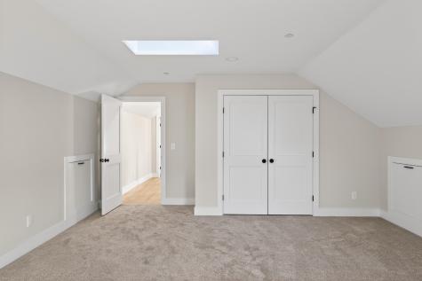 144 Owl's Nest Road Portland ME 04102