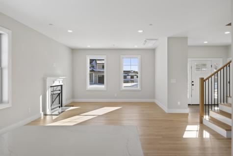 144 Owl's Nest Road Portland ME 04102