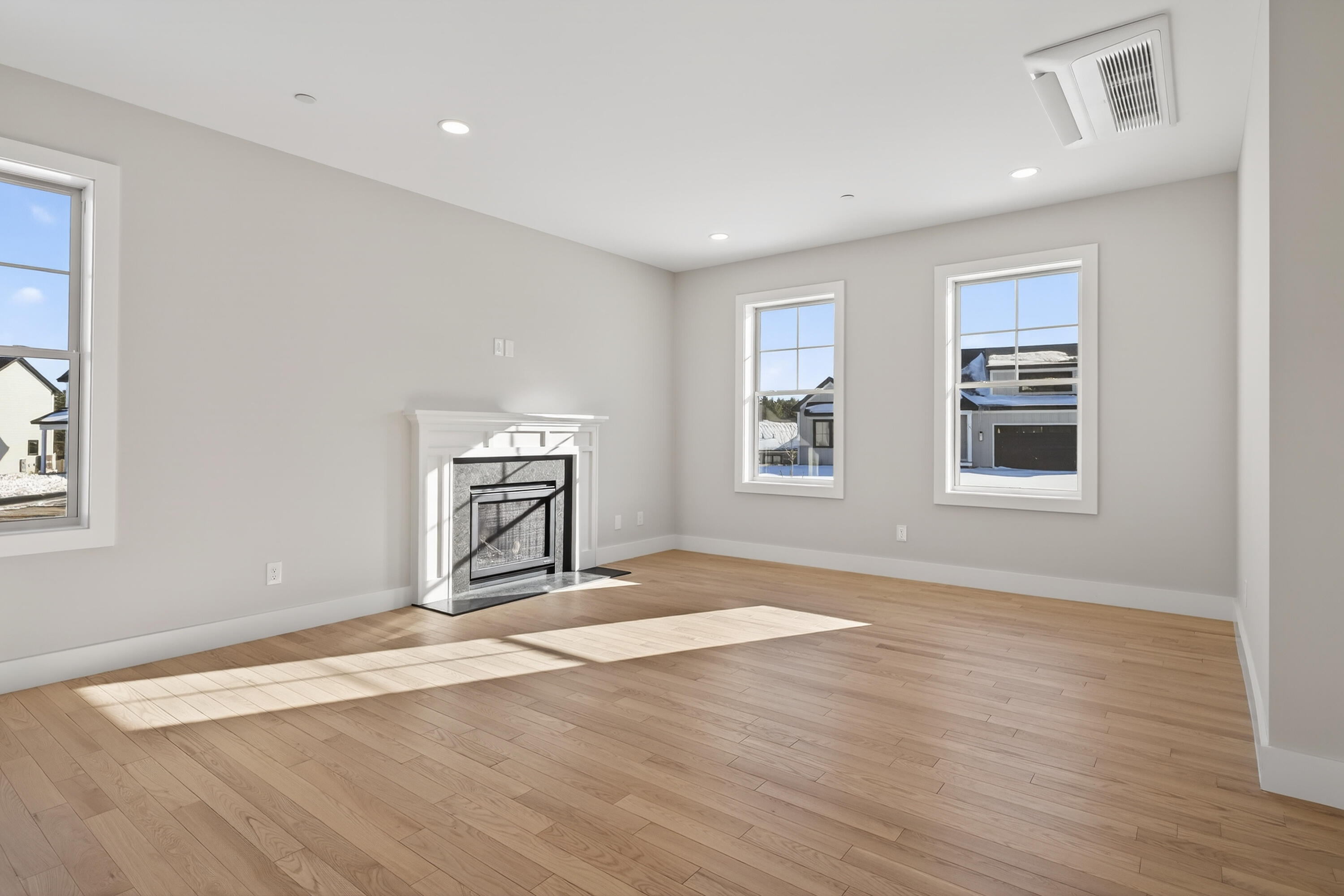 144 Owl's Nest Road Portland ME 04102