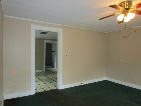 9 Elm Street Norway ME 04268