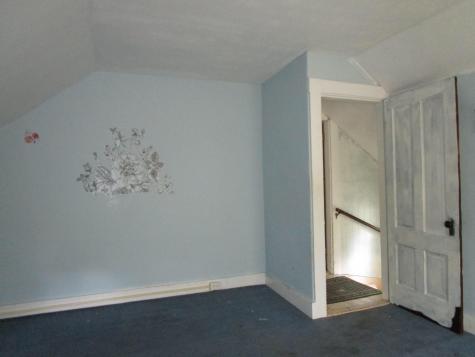 9 Elm Street Norway ME 04268