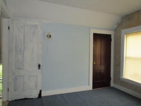 9 Elm Street Norway ME 04268