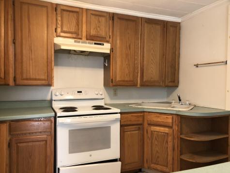 9 Elm Street Norway ME 04268