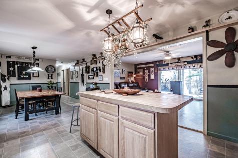 293 Robinson Hill Road Oxford ME 04270
