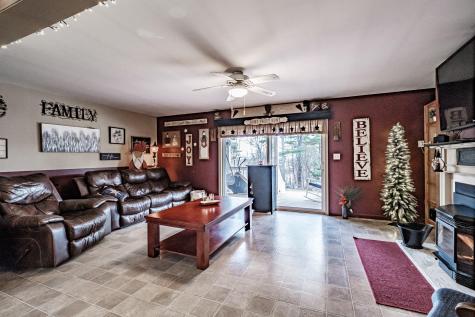 293 Robinson Hill Road Oxford ME 04270