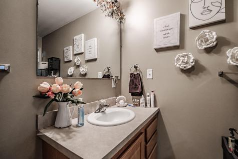 293 Robinson Hill Road Oxford ME 04270