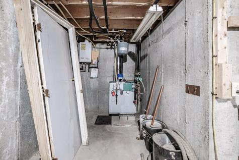 293 Robinson Hill Road Oxford ME 04270