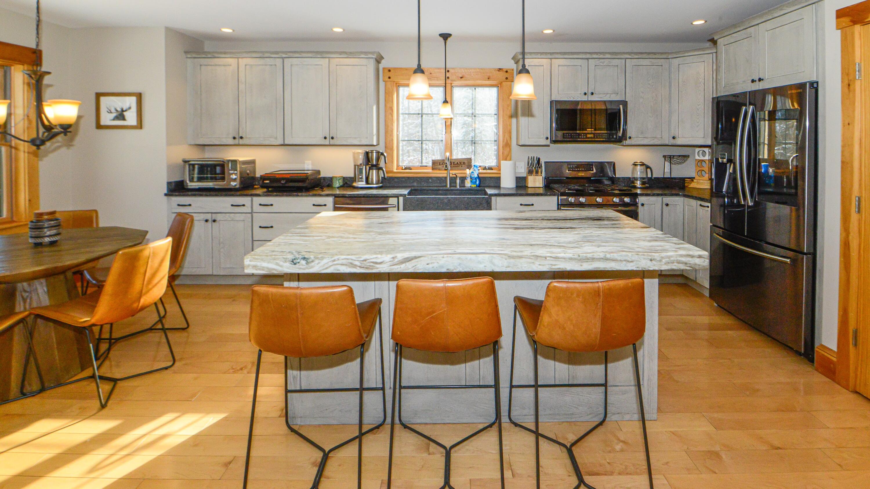 14 Riley Road Naples ME 04055