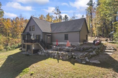 14 Riley Road Naples ME 04055