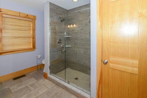 14 Riley Road Naples ME 04055