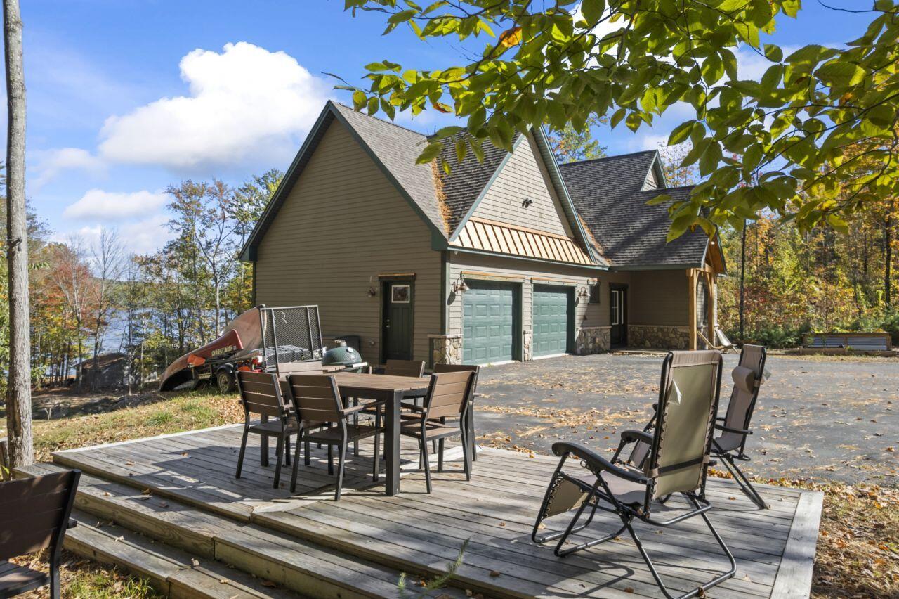 14 Riley Road Naples ME 04055