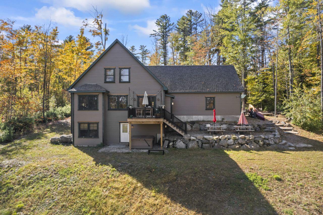 14 Riley Road Naples ME 04055