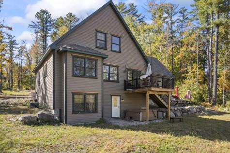 14 Riley Road Naples ME 04055