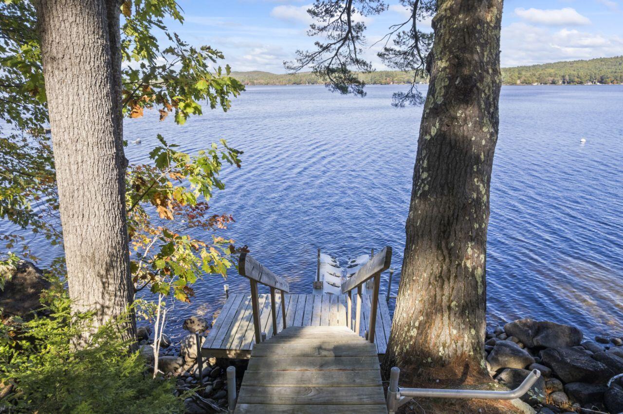 14 Riley Road Naples ME 04055