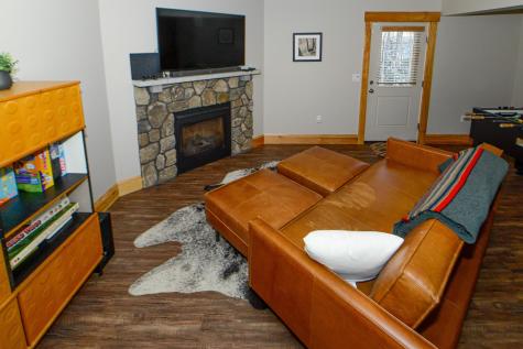 14 Riley Road Naples ME 04055