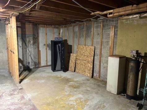 19 Harvest Road Caribou ME 04736