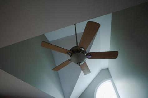 18 Victoria Lane Windham ME 04062