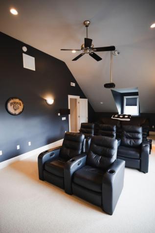 18 Victoria Lane Windham ME 04062