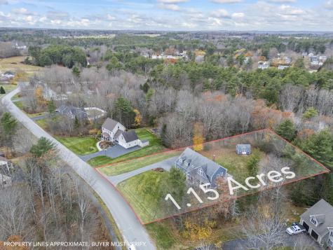 18 Victoria Lane Windham ME 04062