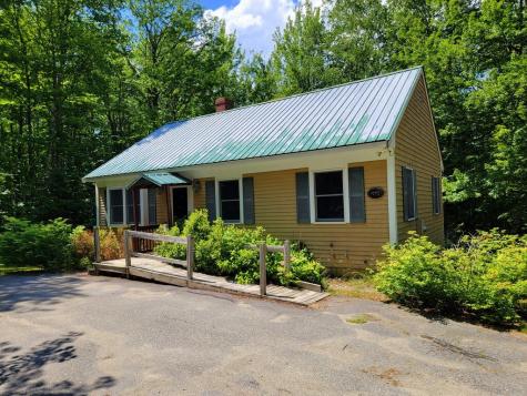 181 Seminole Drive Farmington ME 04938