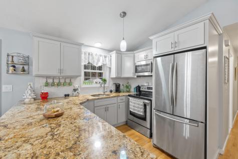 48 Hillview Avenue Saco ME 04072