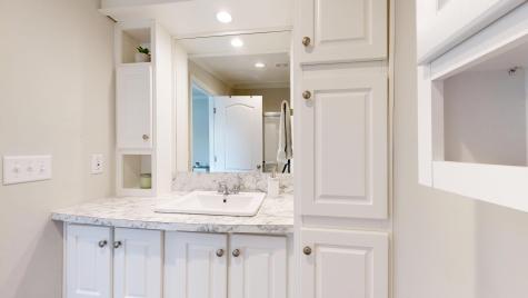 962 Main Street Monmouth ME 04259